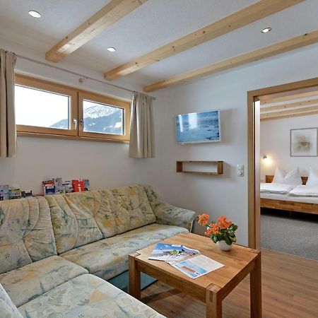 Haus Erika Apartment Brixen im Thale Bagian luar foto